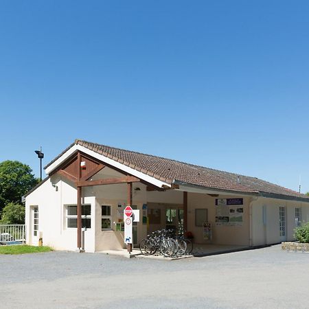 Péronne Camping Du Port De Plaisance מראה חיצוני תמונה