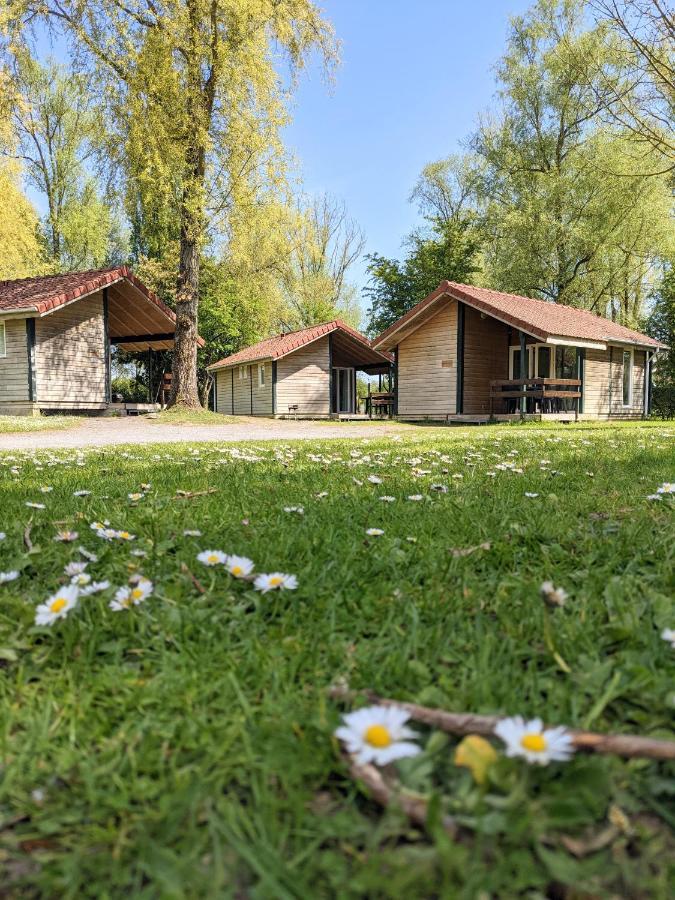 Péronne Camping Du Port De Plaisance מראה חיצוני תמונה