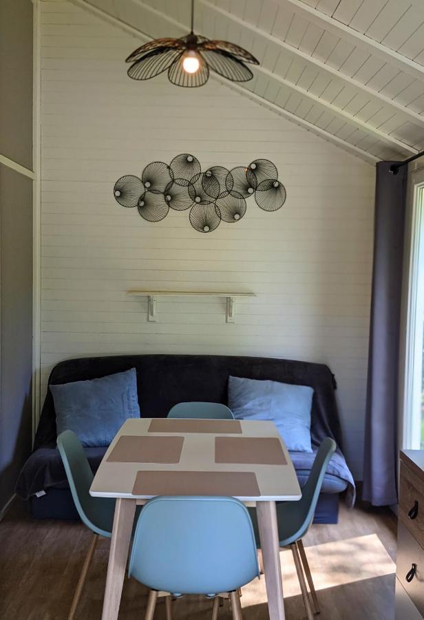 Péronne Camping Du Port De Plaisance מראה חיצוני תמונה