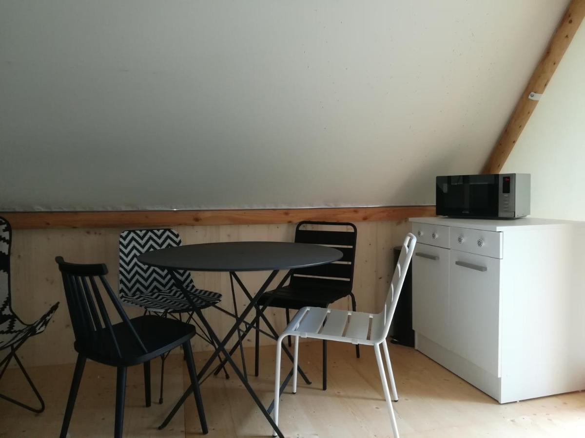 Péronne Camping Du Port De Plaisance מראה חיצוני תמונה