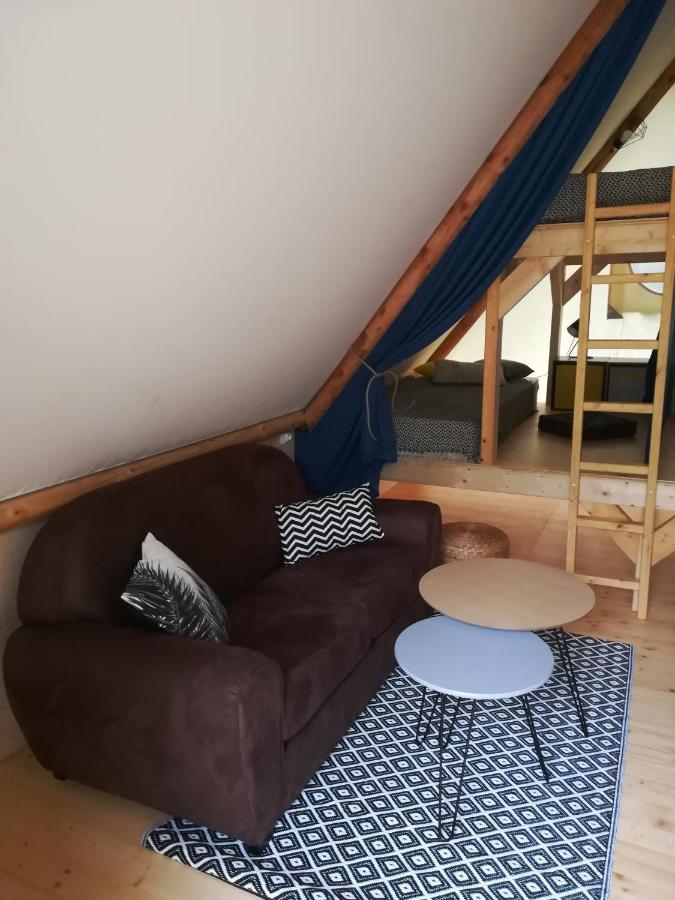 Péronne Camping Du Port De Plaisance מראה חיצוני תמונה